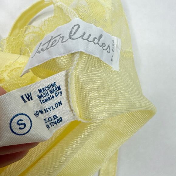 Vintage Interludes Lace Bodysuit Size Small Yellow - Picture 10 of 10